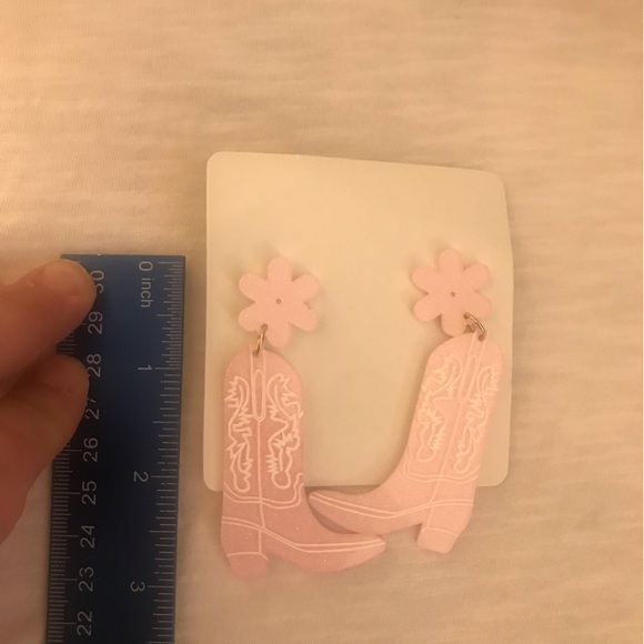 Earrings - Picture 3 of 5